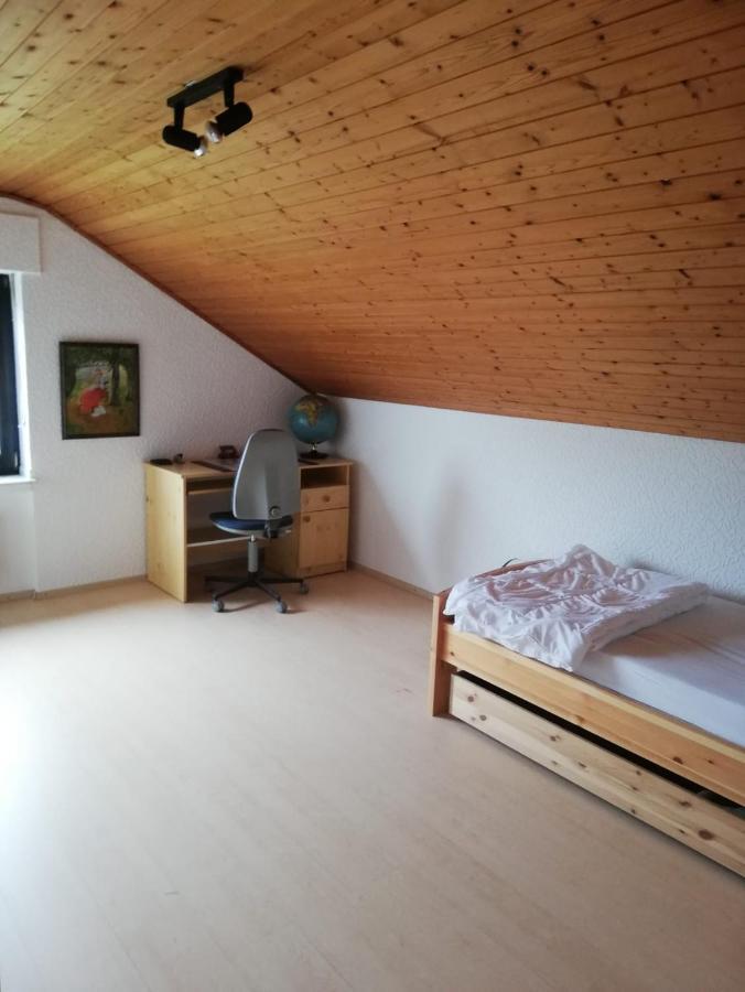 Ferienwohnung / Monteurswohnung In Ruhiger Waldlage Borghees Exteriör bild